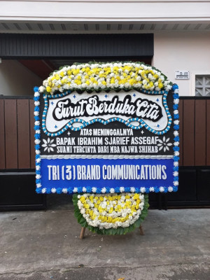 Papan Bunga Duka di Jeunieb